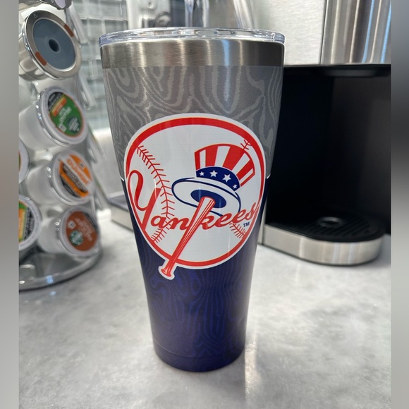 New York Yankees Tervis Traveler Stainless Steel BPA Free Tumbler - 30oz - Picture 11 of 11